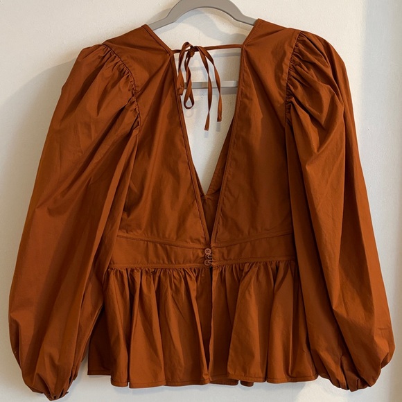 STAUD Luna Top   Peplum V-Neck Blouse - Women - Picture 6 of 9